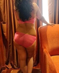 EeshaBhabi Body size Pic 9