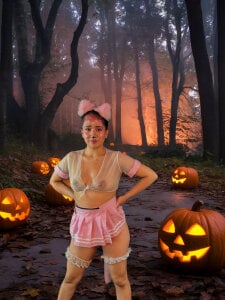 ScarlettParkerのSweet or naughty? 🥵🎃の 2枚の写真