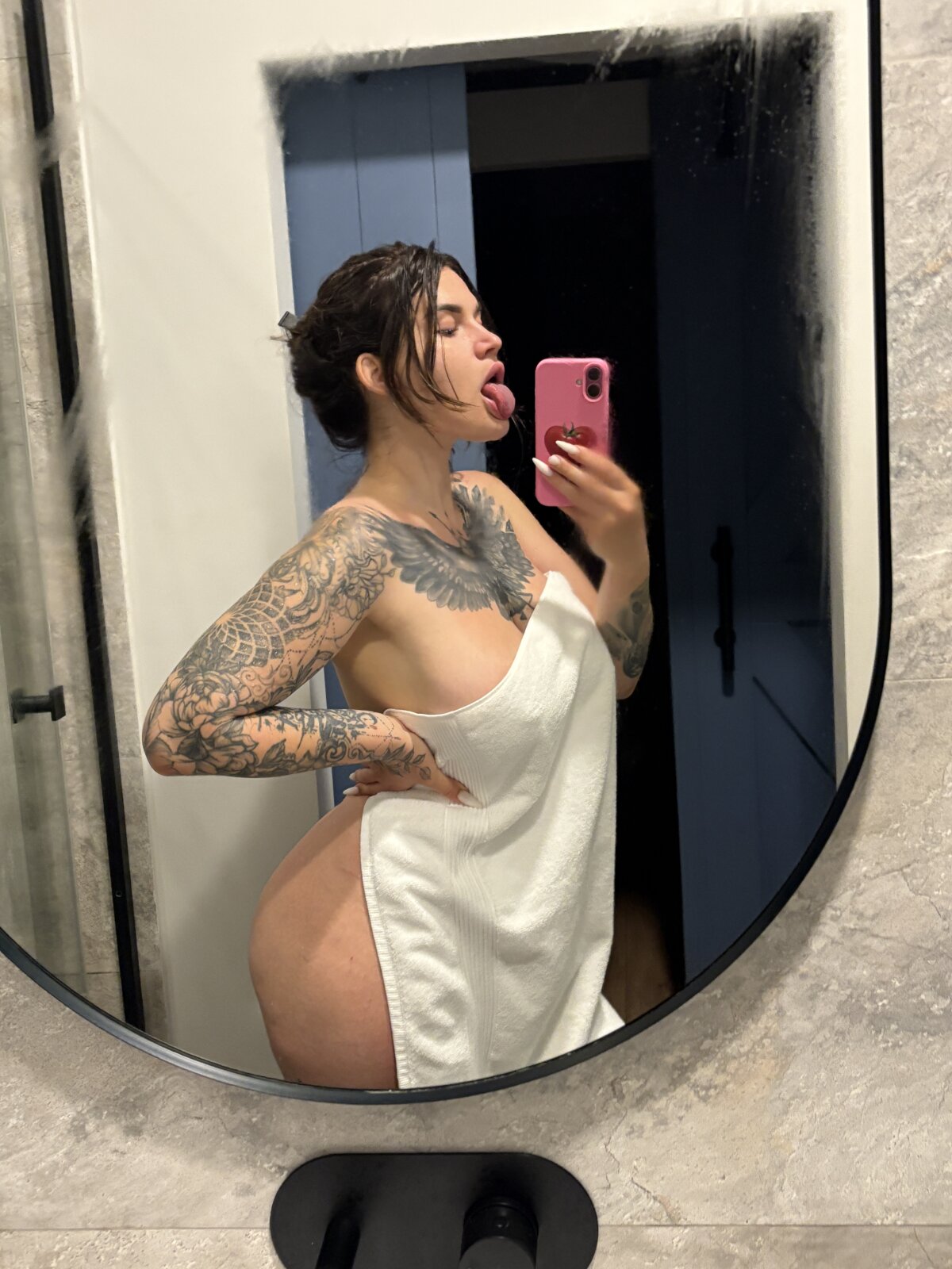 TattooGirlAlia Trending Photo 502