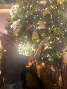 Cora_222 Christmas 2025 🎄 Pic 9