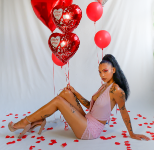 TattoedLexi_ Will you be my valentine? ❤️ . fénykép