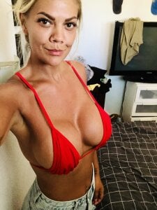 juicylucy666xx Free and a tease Pic 5