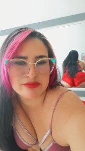 BellaPeers_