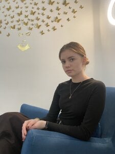 AngelesBenitz Public Pic 8