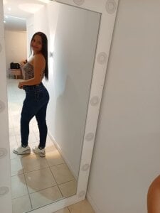 Public de Laura_Velle  2 Imagens