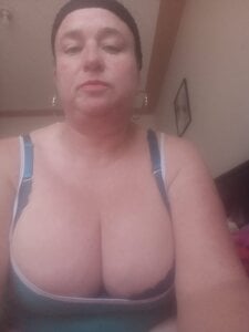 Miss-tetas Public Pic 5