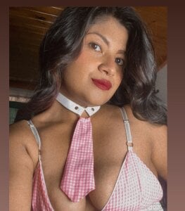 cristallbenetth Public Pic