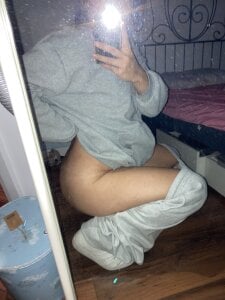 Mia_Winters Wake up for work Pic 6