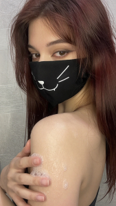 llonaMask's XXX Nude Photo 6