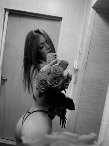 Jess_Lui Sexy Kitty Pic 6