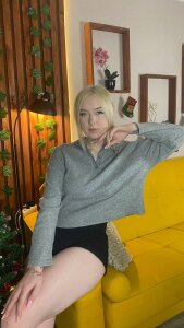 ChanelCarters Public Pic 2