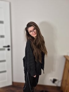 AnnaDevine Public slika 4