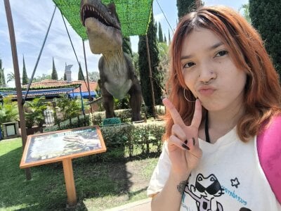 AlliciaKim trips Foto 6