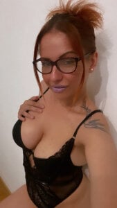 JuliaStar88 Look at me Pic 7