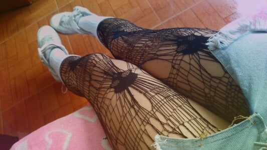 Honey-NikのYour sweet Bitch🥵の 4枚の写真