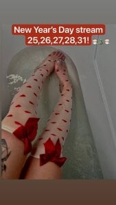 Scarlett_Florence information for New Year's Pic