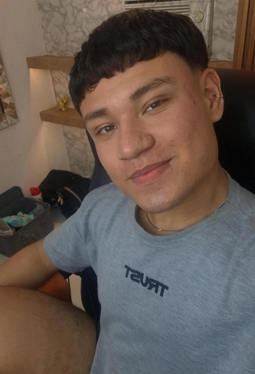 AndrewPeach_ Právě oblíbené foto 8647