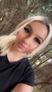 hotamanda01 Me 5 Pic