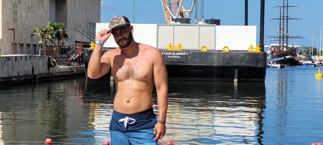 andrew_stith Public รูป  4