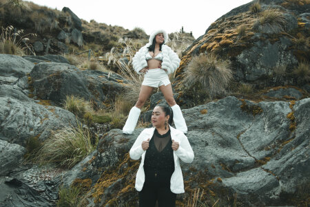 Karina_Mendoza The landscape is beautiful, but the focus is down here. 😉🌠🫦 Pic 7