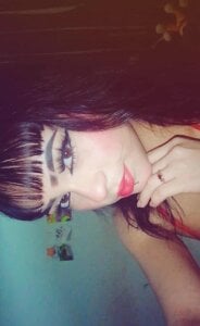 megann_red_latina Bild