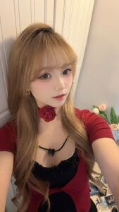 EYgirl222 Public Pic