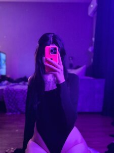 Creamy_Lolli Public Pic 2