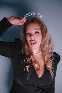 SEXY BIRTHDAY GIRL 🎉 od AlicePinky  7 snímek