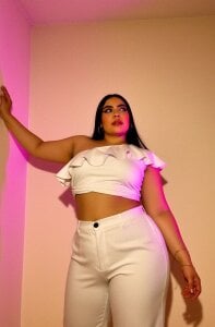 Monserratt_J kullanıcısının ❤️‍🔥“Subtlely, confidently, and completely me.” albümü -  fotoğraf