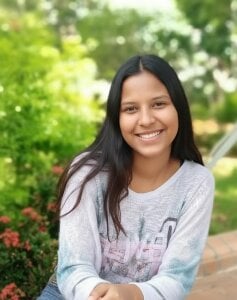 _mailyy_ Public টি ছবি