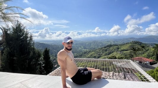 Nash_fit18 Public Pic 2