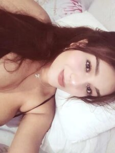 ScarlettCan hot hot Pic 2