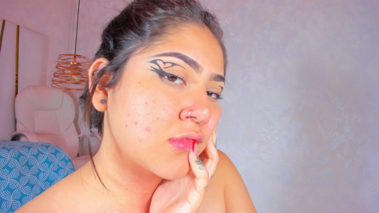 bonnie_sm I want your whispers to be the map that guides my hands....🍒🥵❤️‍🔥🫦🔥 Immagine 