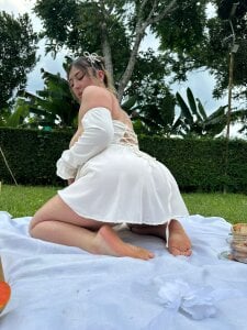 LilithSmith_ Love Picnic 🌹 Immagine 