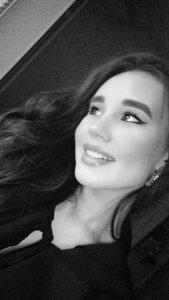 Kira_Veil Public Pic 8