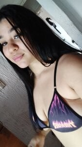 Yelly This is my April Pic 4