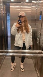 LucyWillow Public Foto 2