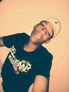 Gee33 Public صورة واحدة|Gee33 Public صورتان|Gee33 Public  2 صور|Gee33 Public  2 صورة