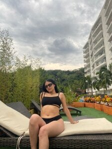 Sally_Black Public Hình 5