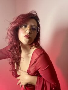 alisson_desire i love my body Pic 2