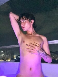 Beach trip 🏖🥵 de _Angell_Dustt_Star  3 Imagens