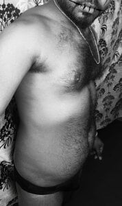 RONI--ROMANTIC Public 사진 3