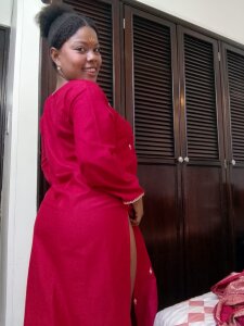 💅❤️‍🩹 de kavya_suri_  2 Imagens