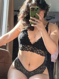 PerfectViolet Public Pic