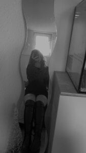 Maryjane-Spidermann: Public ( 5 фото)