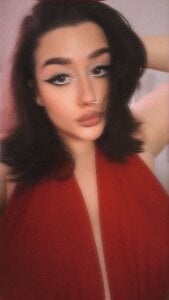 MissAdenaのPublicの 2枚の写真