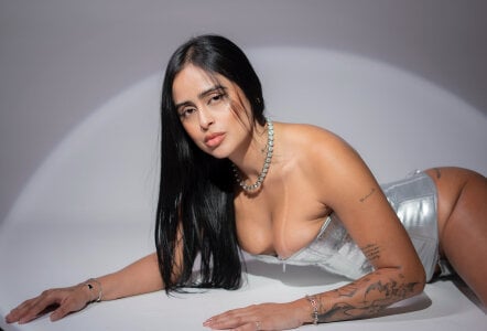 Alexandra_duque 💎 ALL EYES ON ME 💎 Gambar 4