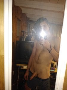 whtboi69 Horny before male solo Pic 5