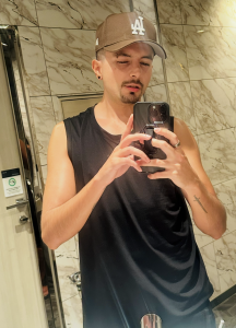 Charlie32bom me Pic 3