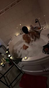 Bella1308 Public Pic 3